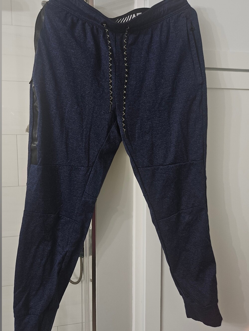 American Eagle Blue Tech Flex Fleece Joggers Size Medium